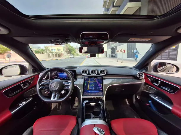 Car image 17
