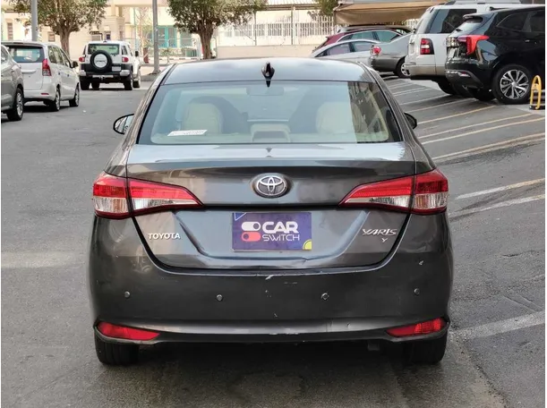 Car image 6