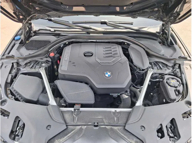 Car image 21