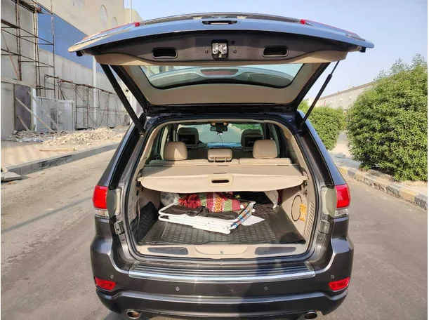 Car image 31
