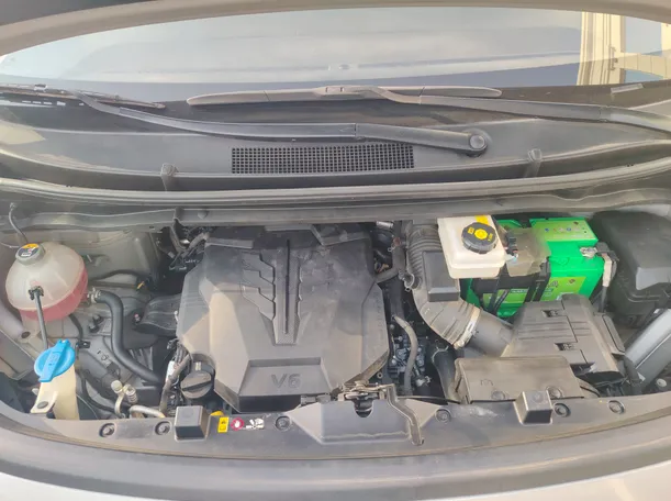 Car image 32