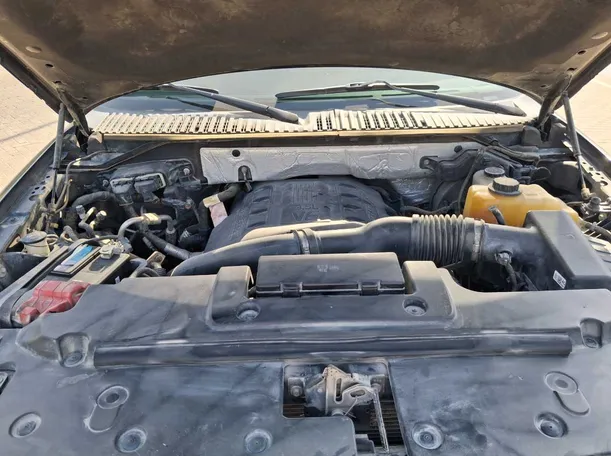 Car image 26