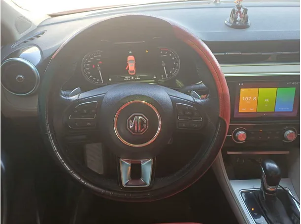 Car image 17