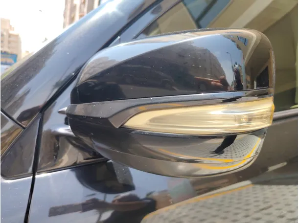 Car image 38