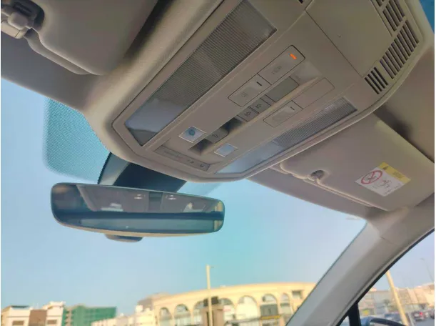 Car image 35