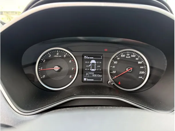 Car image 22