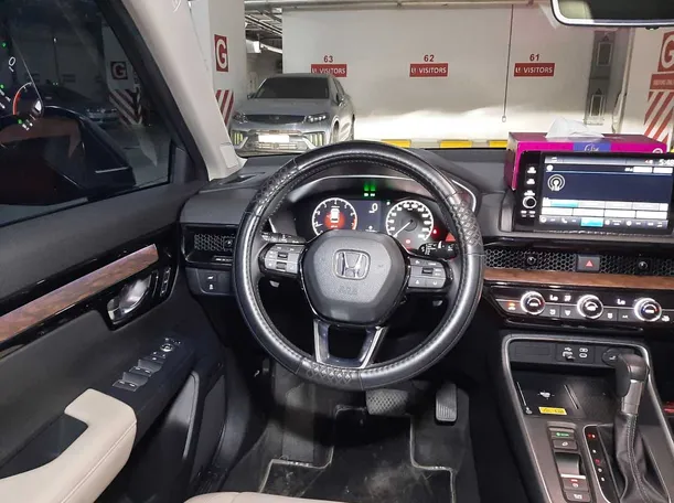 Car image 17