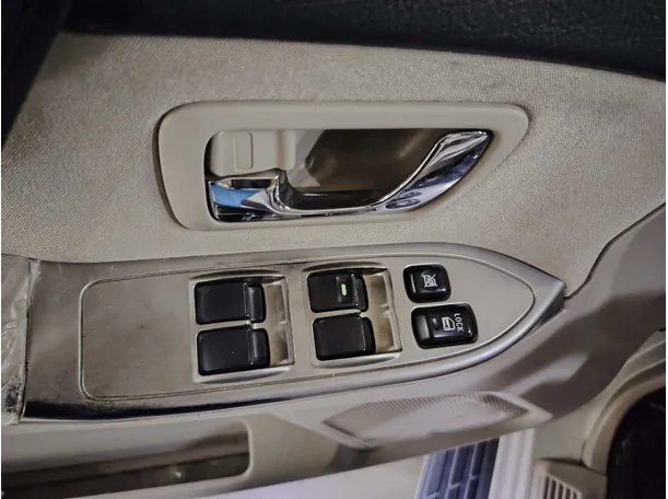 Car image 42
