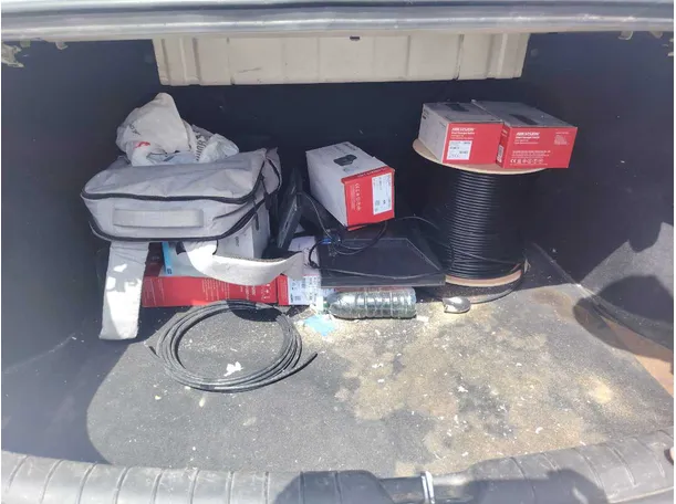 Car image 24