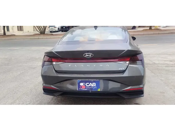 Car image 6