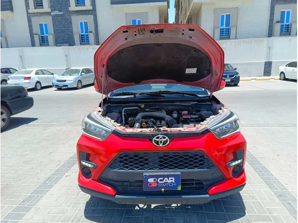 Car image 30