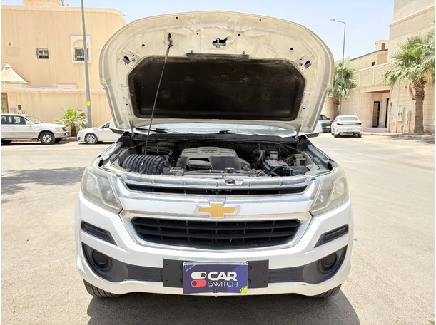 Car image 30
