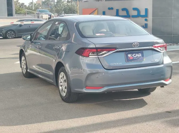 Car image 7
