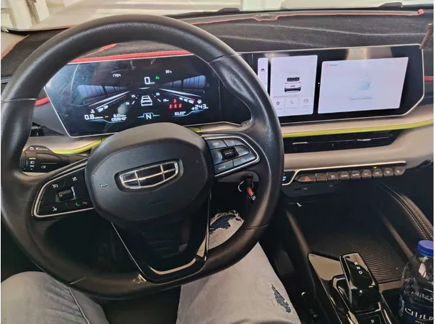 Car image 22