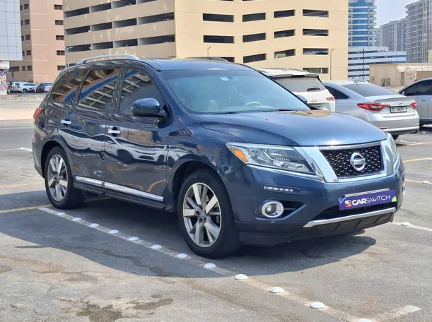 Car image 4