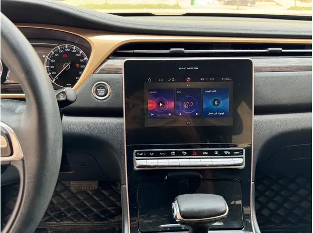 Car image 17
