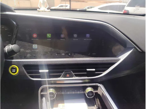 Car image 21