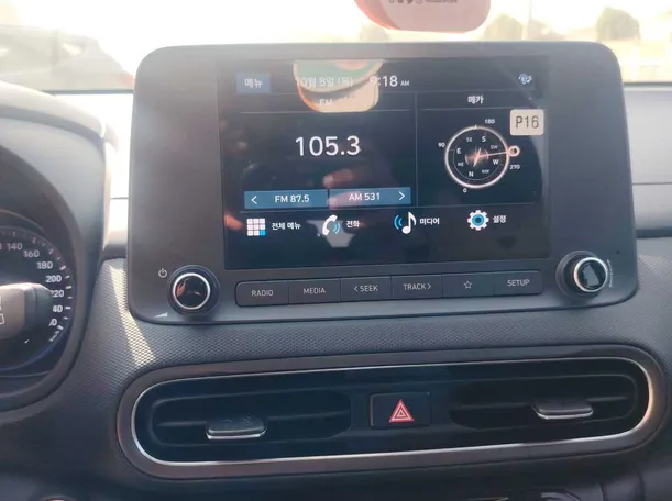Car image 18