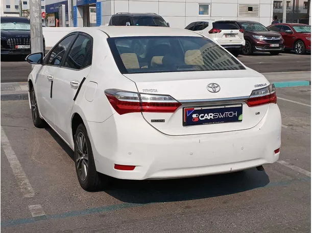 Car image 7