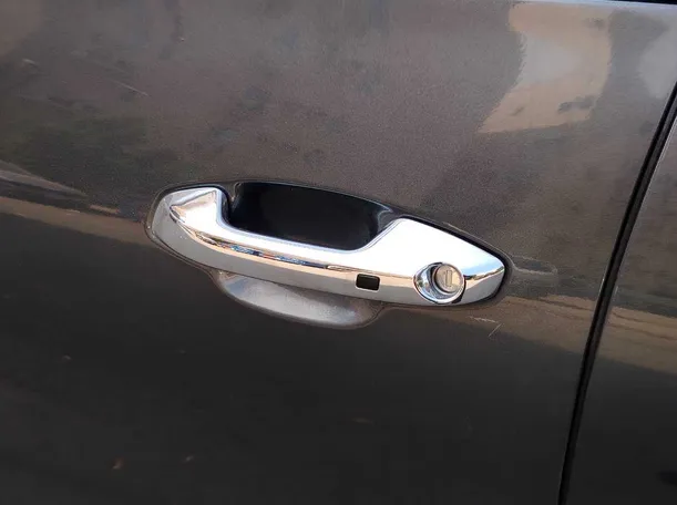 Car image 36