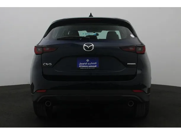 Car image 12