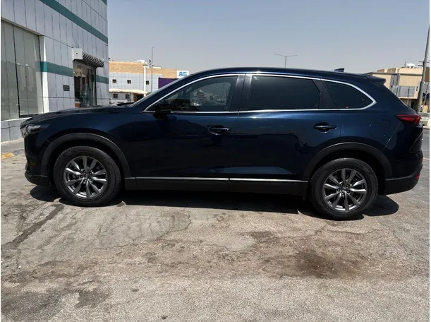 Car image 8