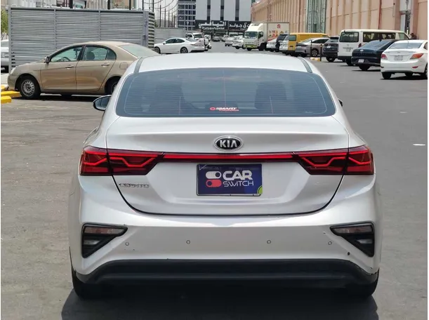 Car image 6