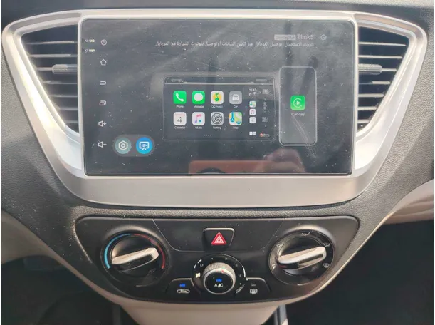 Car image 19