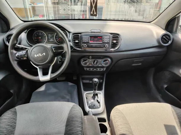 Car image 22