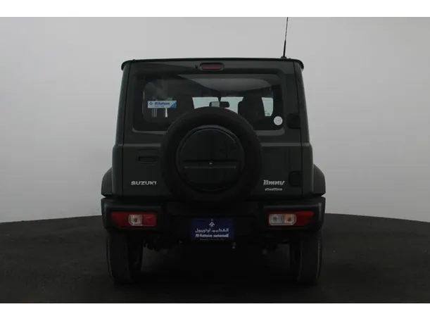 Car image 12