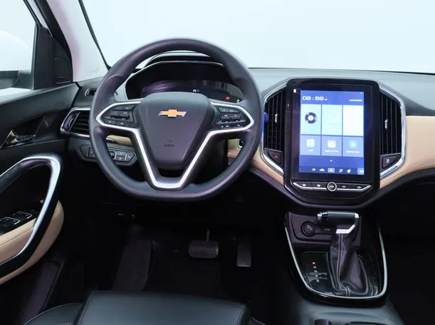 Car image 15