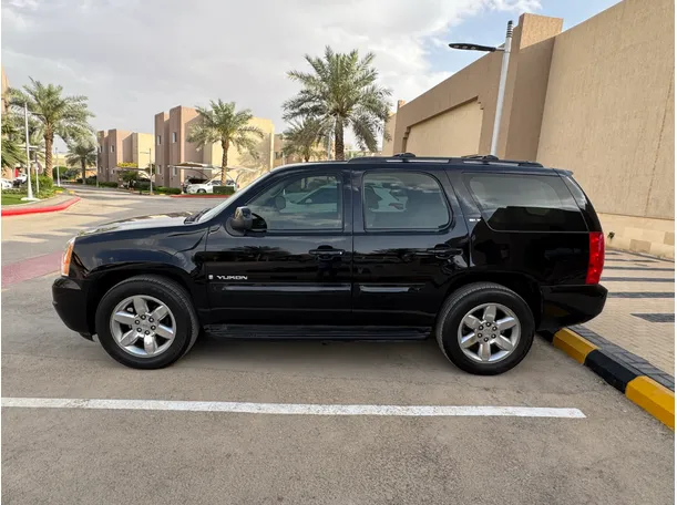 2009 GMC Yukon in KSA