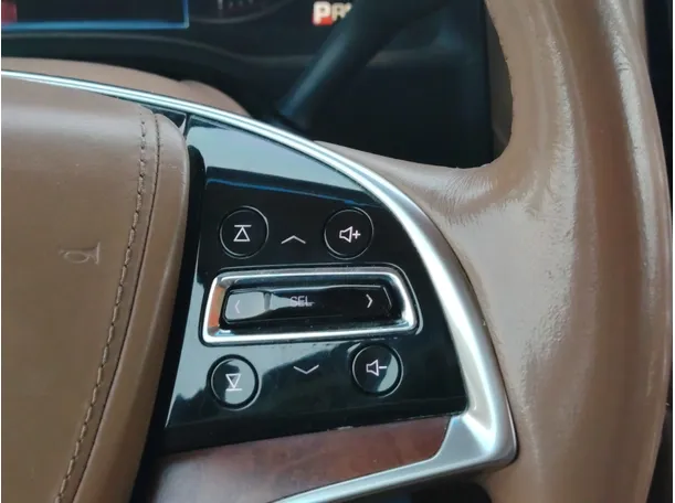 Car image 32