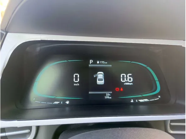 Car image 27