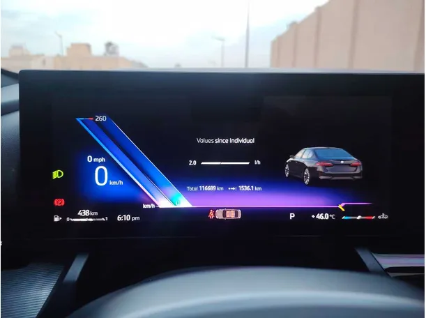Car image 26