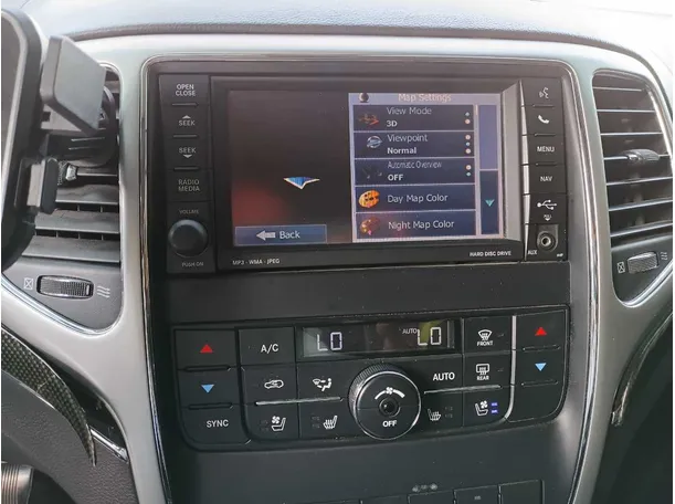 Car image 23