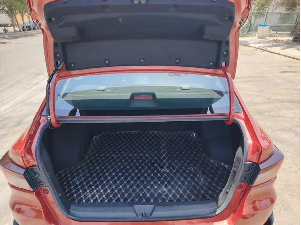 Car image 22