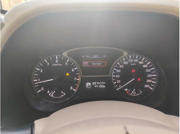 Car image 22