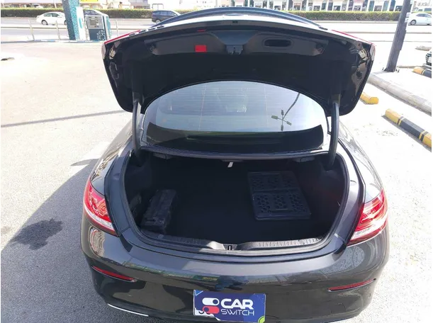 Car image 29