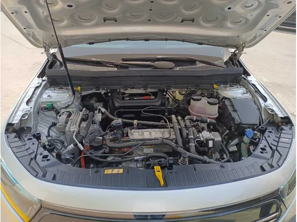 Car image 23