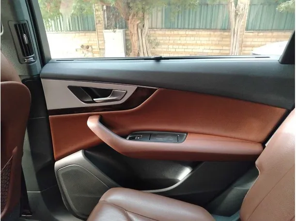 Car image 42