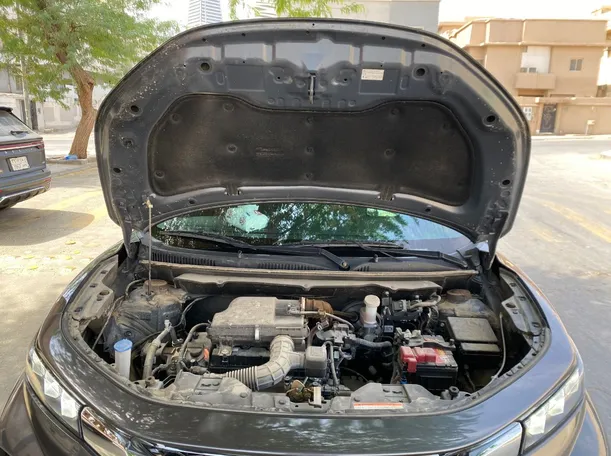 Car image 24