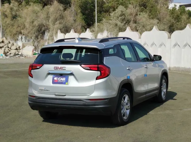 Car image 5