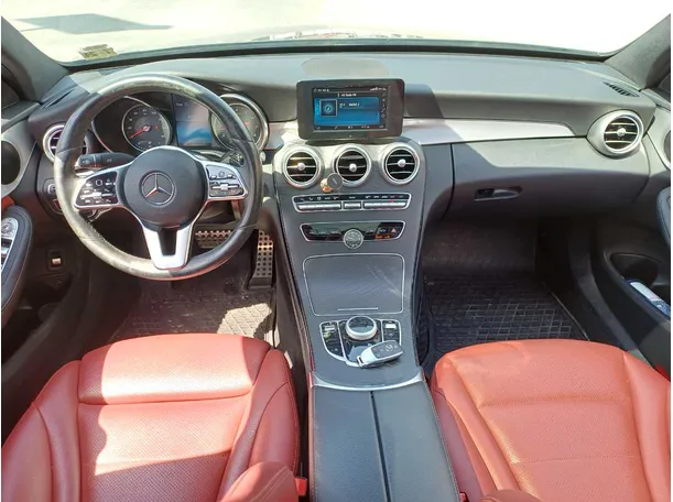 Car image 15