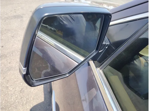 Car image 40