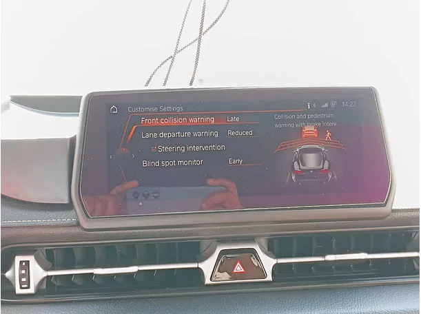 Car image 23