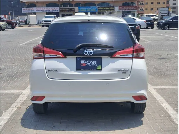 Car image 6