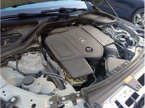Car image 37