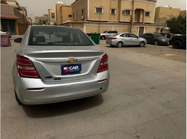 Car image 6