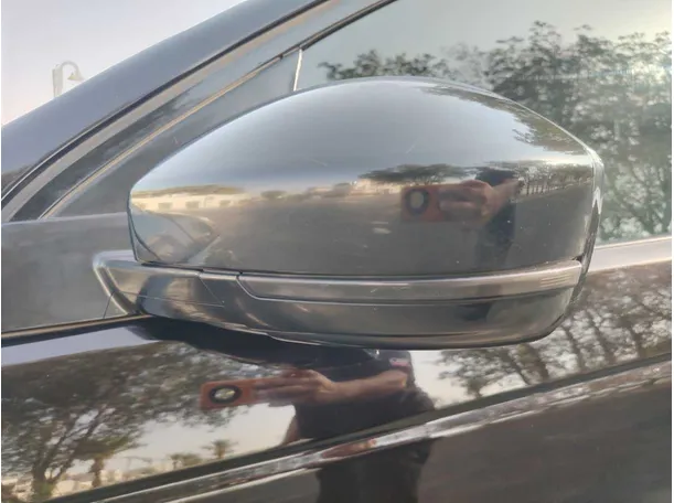 Car image 33